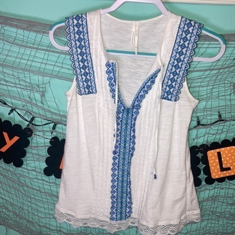 Anthropologie embroidered tank